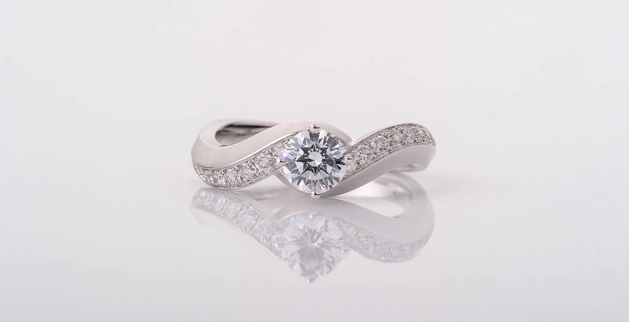 Válassz tökéletes eljegyzési gyűrűt