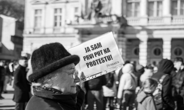 Ez lesz a szombati tömegtüntetés menete Óbecsén