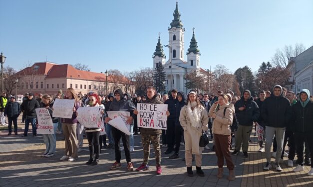 Óbecse: „A helyi tévé kezdjen el tudósítani a tiltakozásokról!”