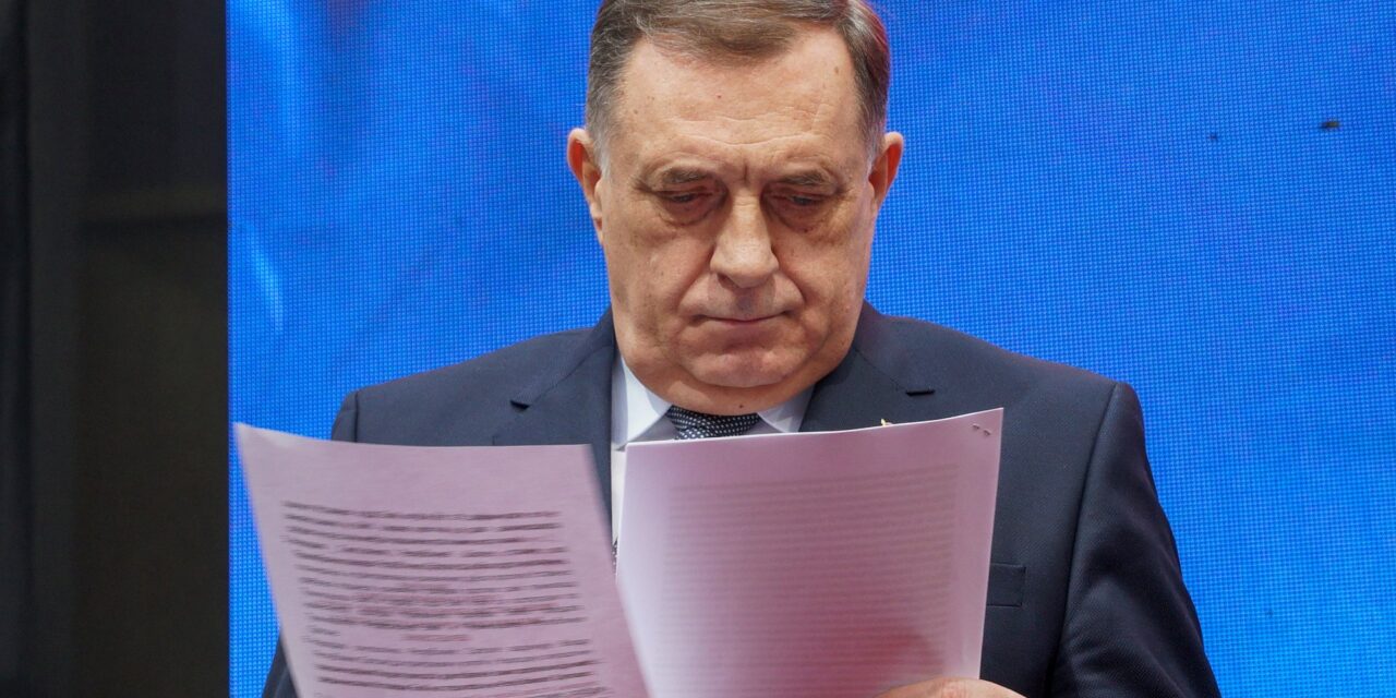 Dodik Moszkvából jelentkezett be