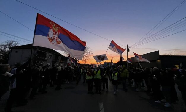 Versecről is elindultak az Újvidékre gyalogló egyetemisták