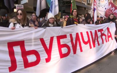 A Szerbiai Villanygazdaságnál tüntettek az egyetemisták