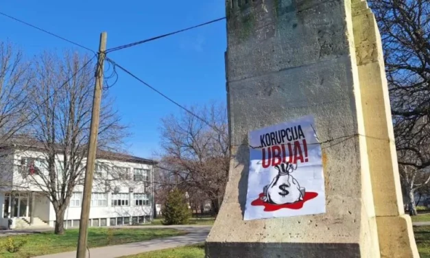 Pénteken a topolyai diákok is a megemlékező egészségügyi dolgozók mellé állnak