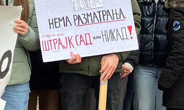 Figyelmeztető sztrájk a nagybecskereki általános iskolákban