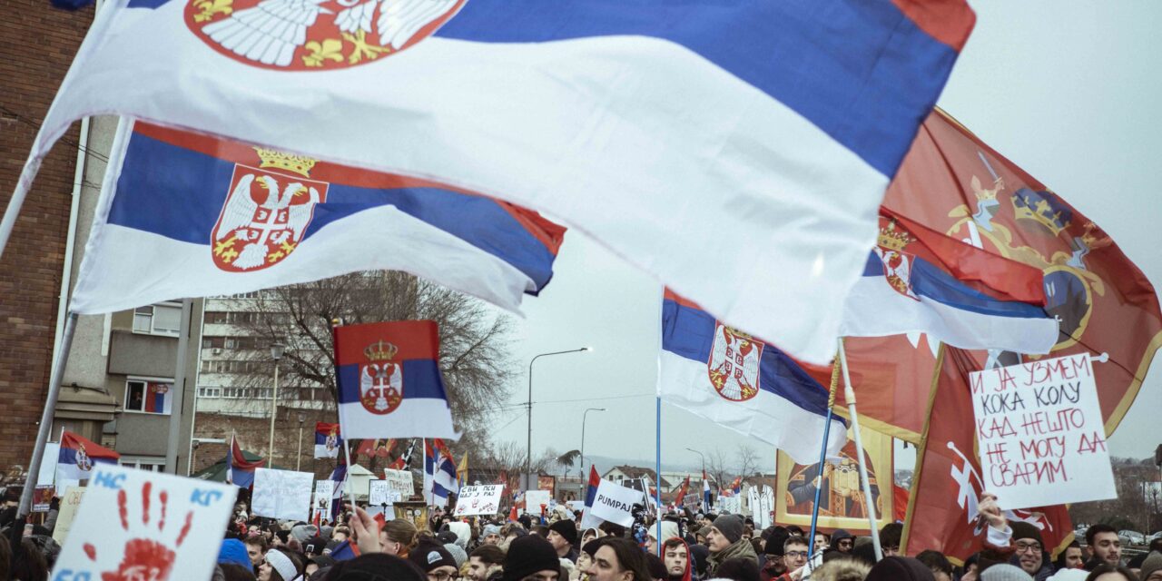 Népünnepély és mítingturizmus