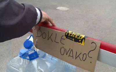 Fekete víz folyik a nagybecskereki Közkórház csapjaiból