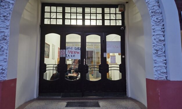 Péntektől teljes a blokád az Óbecsei Gimnáziumban