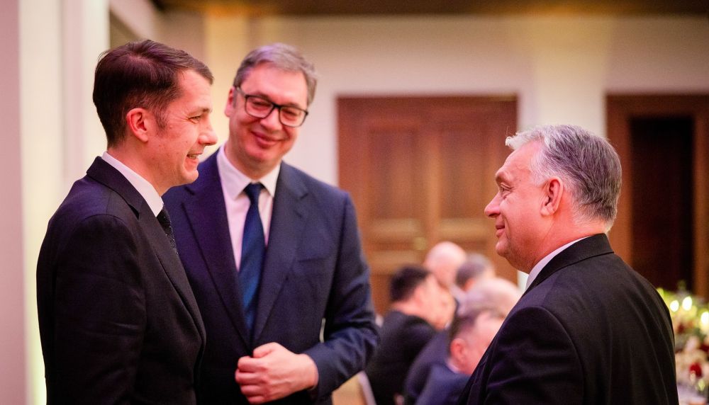 <span class="entry-title-primary">Értéktelen kitüntetések – méltatlan kitüntetettek!</span> <span class="entry-subtitle">Vučić kitüntetése – a (vajdasági) magyarság megalázása</span>