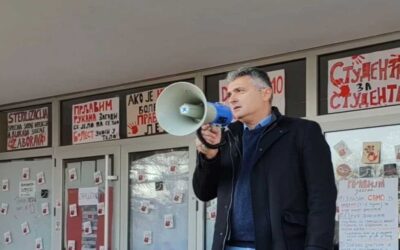 Orvosprofesszor: Az egyetemista lázadás megállíthatatlan folyammá duzzadt (Videó)