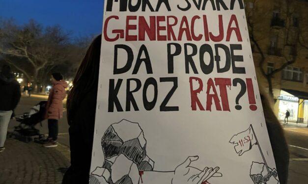 „Hiába sétálnak az egyetemisták, ha mi minden nap bejárunk a munkahelyünkre dolgozni”