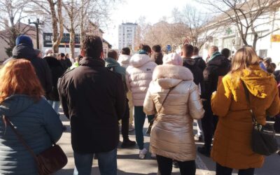 Először volt egyetemistákat támogató tüntetés Bácsfeketehegyen