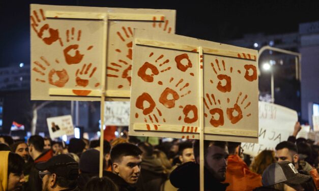 Madonna is beállt az egyetemistákat támogatók közé