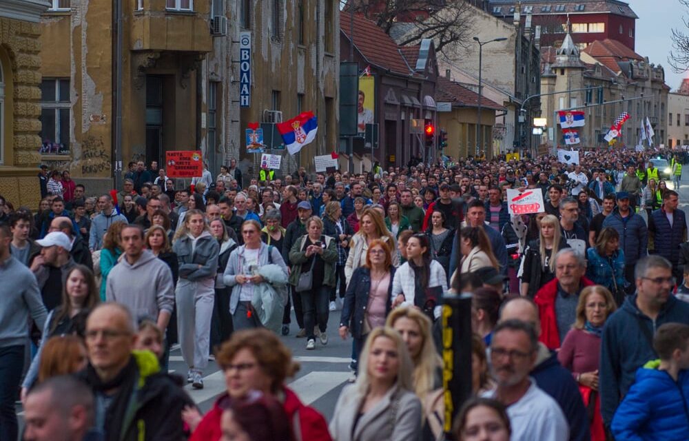 A Zöld-Baloldali Front kérdései a VMSZ-hez