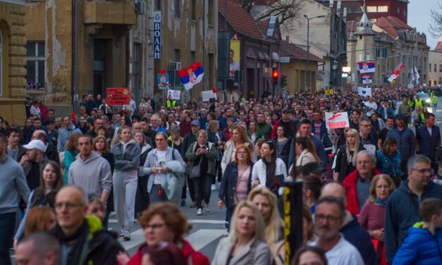 A Zöld-Baloldali Front kérdései a VMSZ-hez