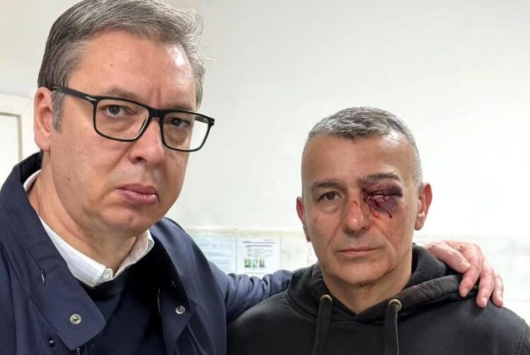 Nyugdíjba ment a rendőr, akinek bántalmazásáról Vučić nem mondott igazat