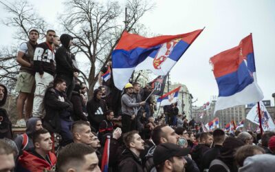 A házelnök csirkefogóknak és gazembereknek nevezte az egyetemistákat