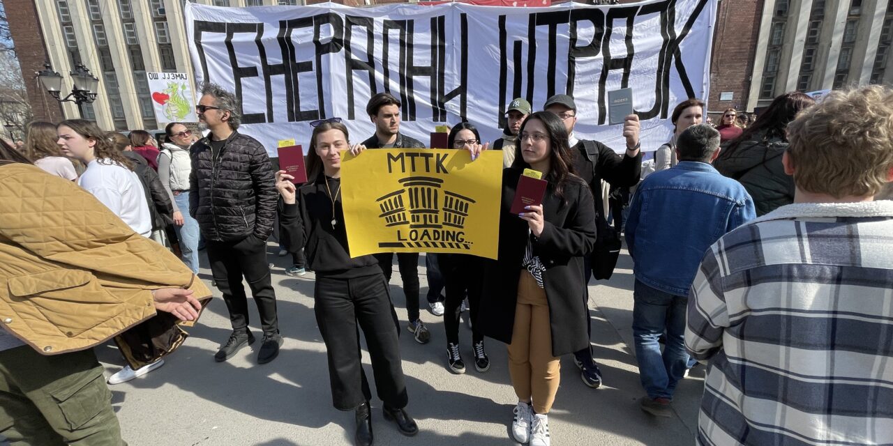 <span class="entry-title-primary">Tizenhét perc csend</span> <span class="entry-subtitle">Az MTTK hallgatói a szabadkai tüntetésen</span>