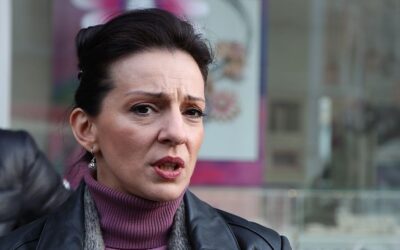 Tepić: Amennyiben terrorcselekmény történt, miért nem ürítették ki a parlamentet?