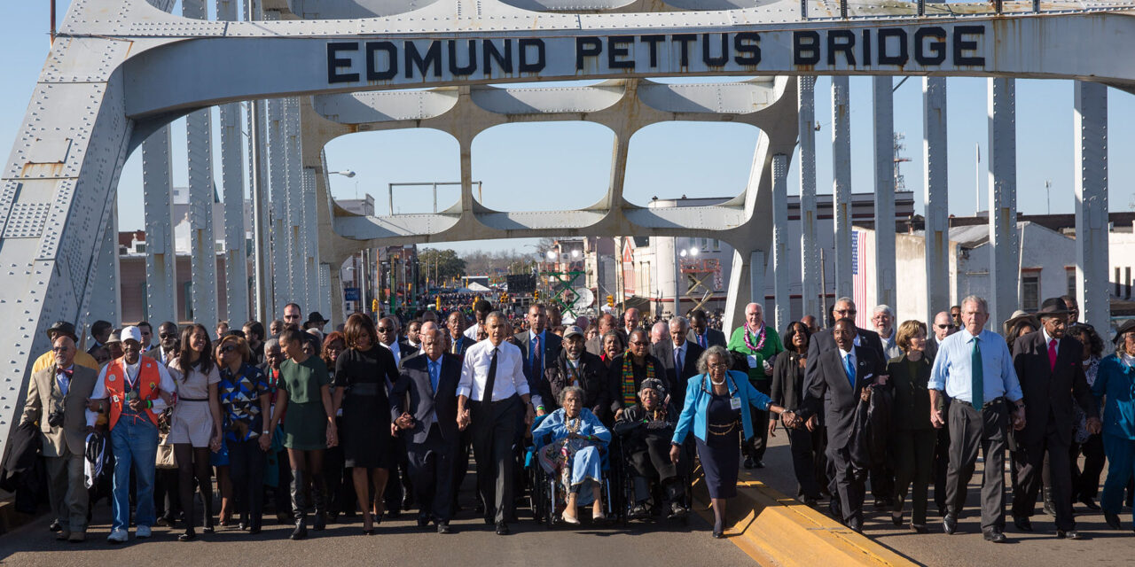 <span class="entry-title-primary">Hosszú menetelés az igazságért: Selmától Szerbiáig</span> <span class="entry-subtitle">A 60 évvel ezelőtti Véres Vasárnap sem törte meg a fehér szuprematisták jogtiprása elleni fellépést – A békés, kitartó ellenállás ereje</span>