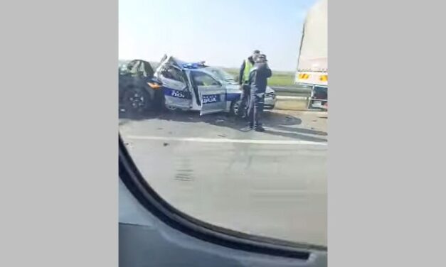 Súlyos baleset az autópályán, egy éppen intézkedő rendőr is megsérült