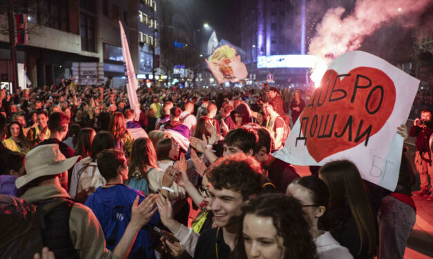 Leállították a teljes tömegközlekedést Belgrádban