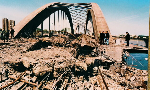 A NATO-bombázások áldozataira is emlékeznek Újvidéken