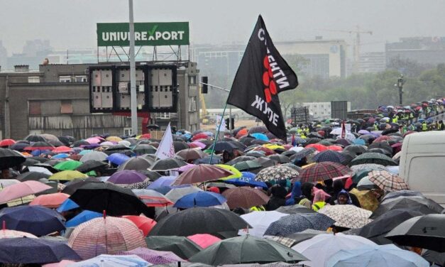 Nyílt fenyegetést kaptak a Kurirtól az egyetemisták