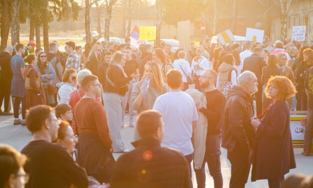 „Emlékszel? Akkor, 2025-ben, megváltoztattunk mindent”