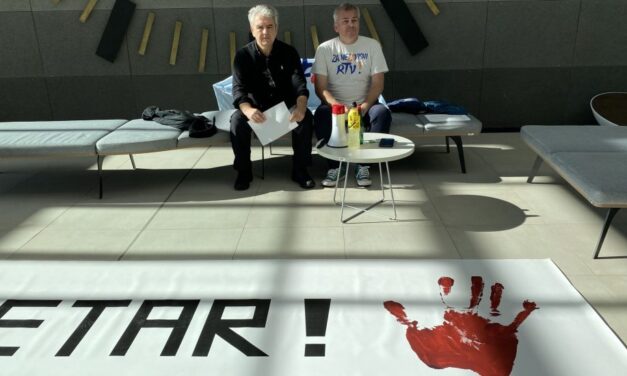 Éhségsztrájkba kezdett a Vajdasági RTV dolgozója