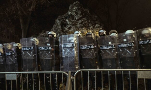 Rendőrigazgató: „Nem volt hangágyú, 107 ezren tüntettek”