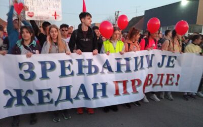 Megérkeztek Óbecsére a Nagybecskerekről gyalogló középiskolások