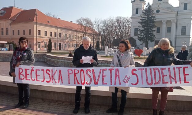 Több mint egymillió euró adomány érkezett a megbüntetett tanügyi dolgozóknak