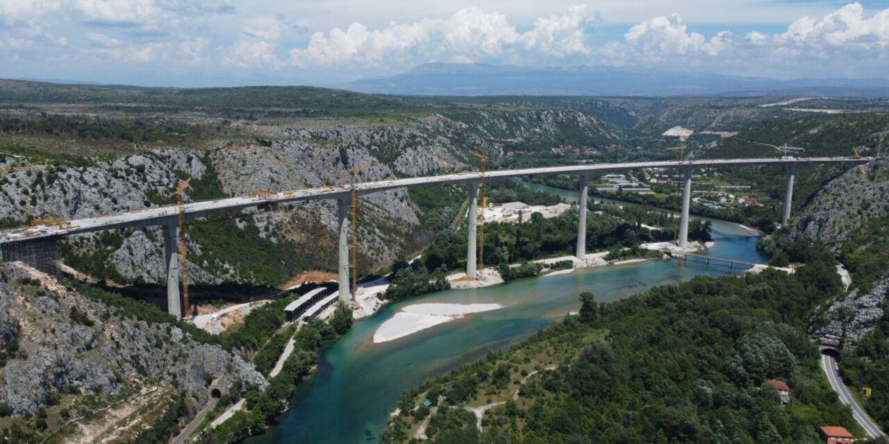 Nyárra elkészül a Budapest és Eszék közötti autópálya-szakasz is