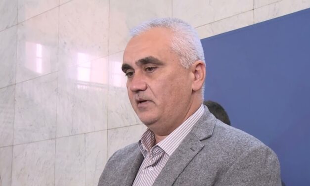 Törökkanizsa polgármestere azzal fenyegette meg az ellenzéki képviselőt, hogy „élve megnyúzza”