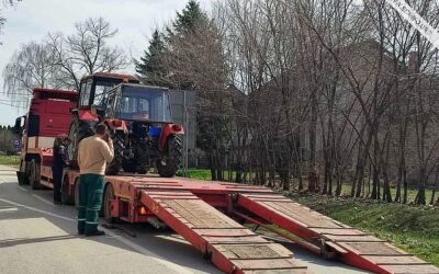 Zombor környéki falvakból (is) viszik Belgrádba a traktorokat