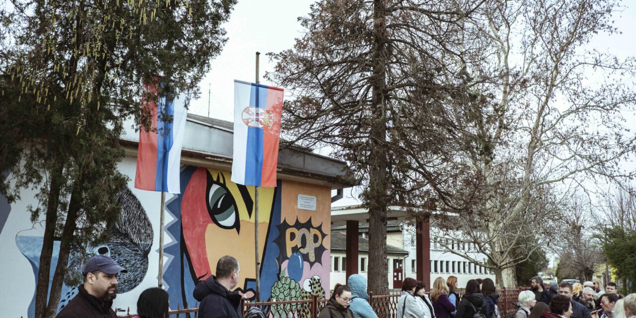 Zenta: A szülői tanács elnöke a tanárokat és az összes szülőt várja az iskola elé