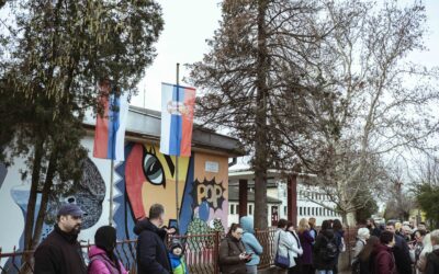 Zenta: A szülői tanács elnöke a tanárokat és az összes szülőt várja az iskola elé