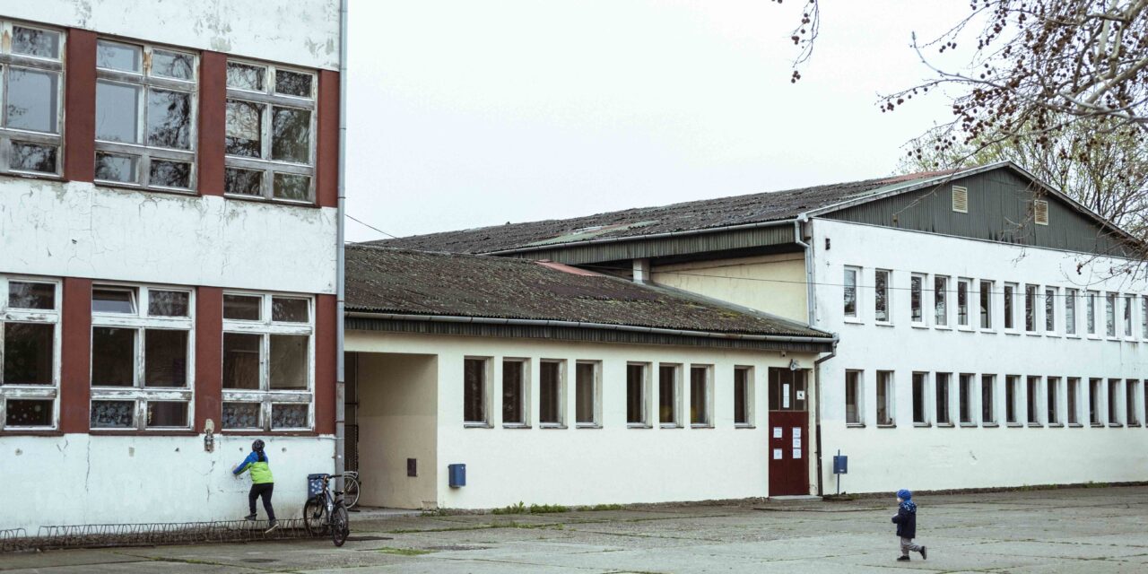 Tanítanak, de folytatják a harcot a tanárok