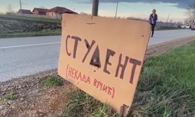 Student lett Vučićból