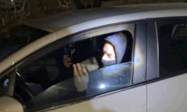 Álarcosok tartják rettegésben a Tavankút lakosait (fotó)