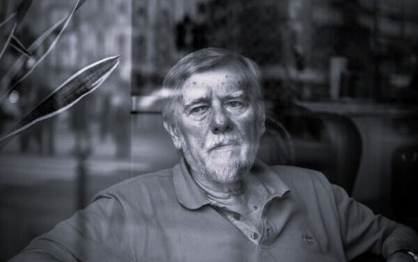 Posztumusz irodalmi emlékdíj Tolnai Ottónak