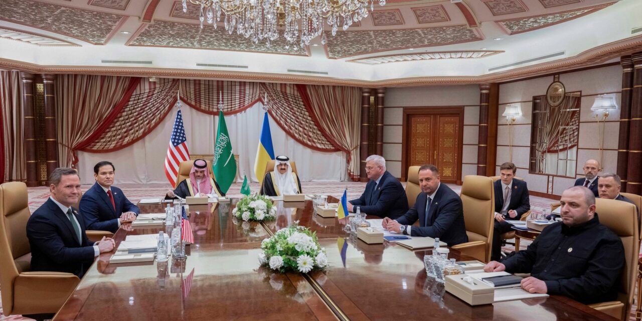 Ukrajna beleegyezett egy harminc napos azonnali, átmeneti tűzszünetbe