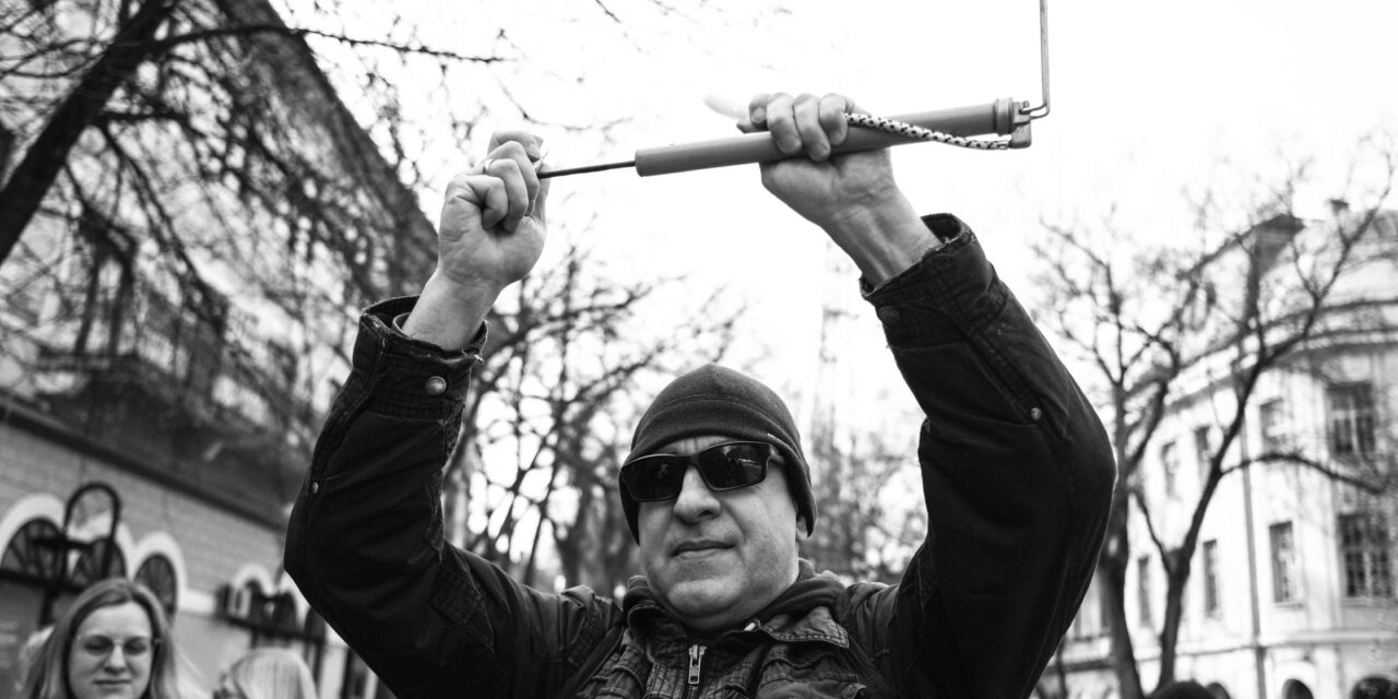 <span class="entry-title-primary">A bolsevista plénumistáktól az elszánt elnökig</span> <span class="entry-subtitle">Zoran Kesić üzenete a sérült rendőrhöz</span>