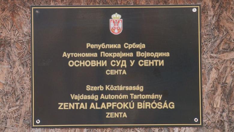 A haladók a zentai alapfokú bíróság blokádjára szólították fel a polgárokat