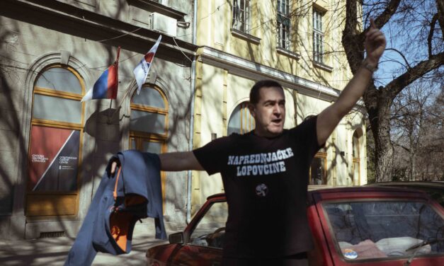 Ada pénteken, Zenta szombaton támogatja az egyetemistákat