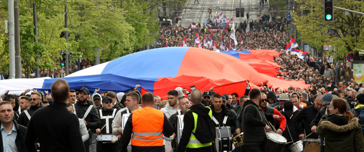 <span class="entry-title-primary">Hányan nem adták az országot?</span> <span class="entry-subtitle">Eltérő adatok jelentek meg arról, hányan vettek részt az államfő rendezvényén</span>