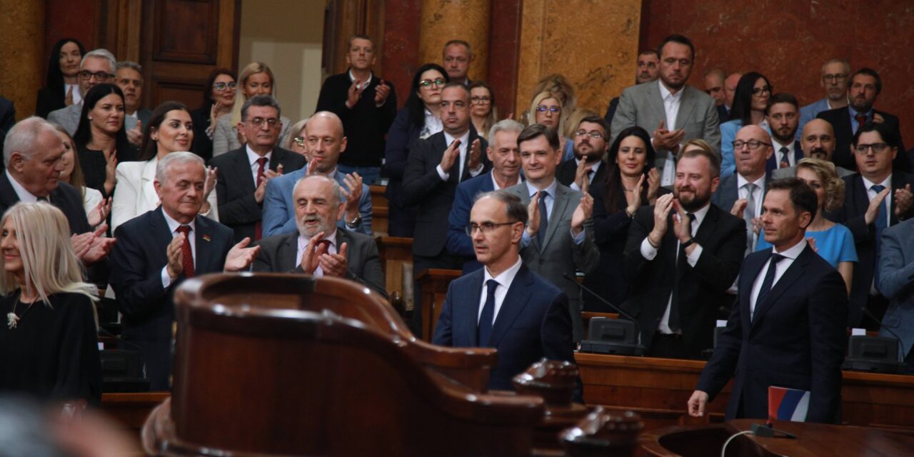 Összeül az új kormány