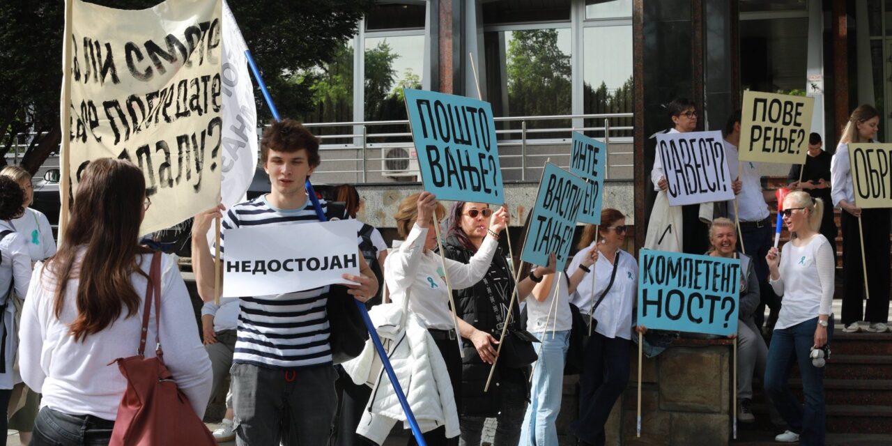 Az új tanügyminiszter ellen tüntettek (Videóval)