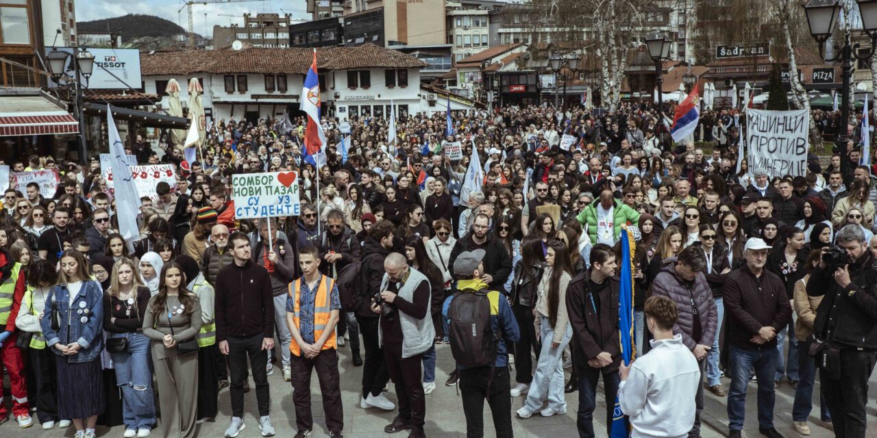 <span class="entry-title-primary">Novi Pazar a bizonyíték, hogy egy teljesen új generációval van dolgunk (Galéria)</span> <span class="entry-subtitle">Négy nap múlva tüntetés Kraljevóban</span>