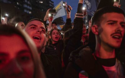 Politológus: A hatalom kifárasztással próbálja elfojtani a tüntetéseket